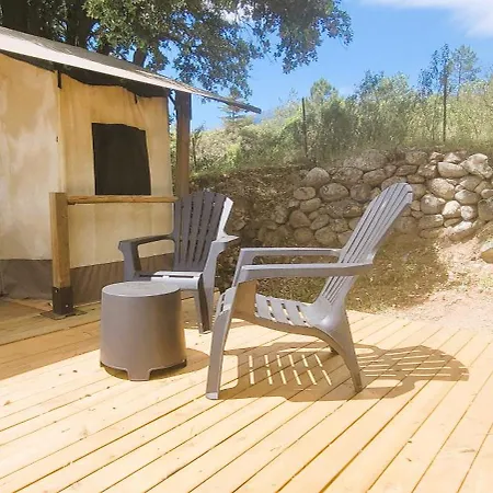 キャンプ場 Camping Mercone コルテ