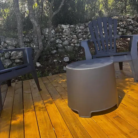 Camping Mercone Κάμπινγκ *